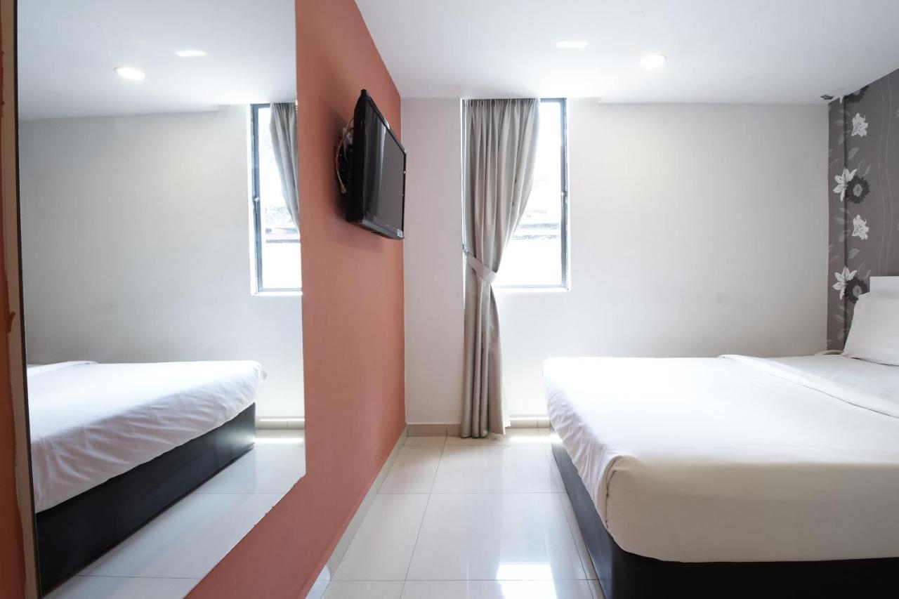 Hotel Oyo 133 My Signature Little India 2*